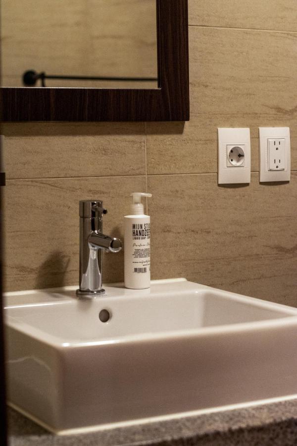 Blue Bay Resort Luxury Apartment Green View Dorp Dorp Sint Michiel 外观 照片